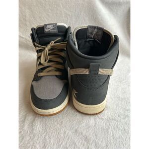 Nike Dunks comfort premium shoes swoosh sporting club grey size 8
